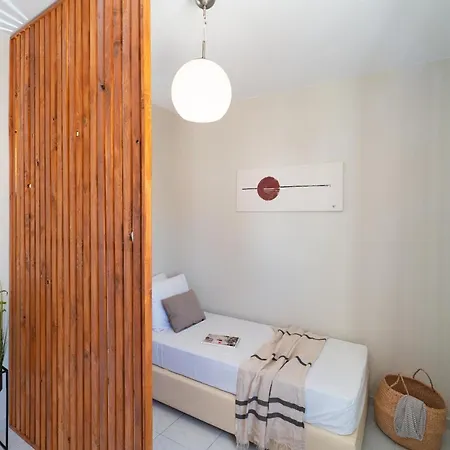 Emelia Cozy شقة Rhodes City